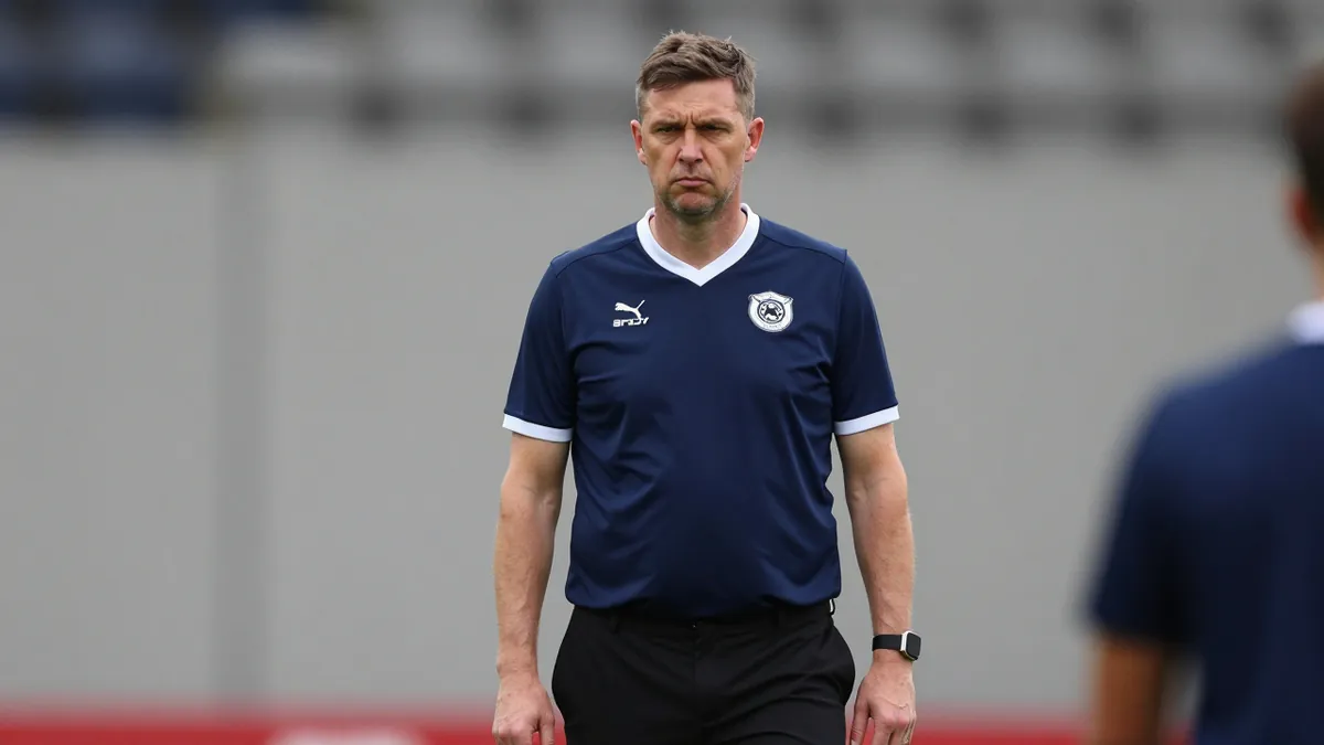 Bray Wanderers' Carla Ward is on the hunt for her second assistant head coach in just over six months, following Gary...